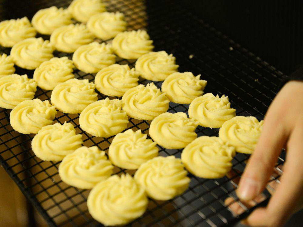 7 Tips Hemat Bikin Kue Kering untuk Lebaran, Anti Boncos!