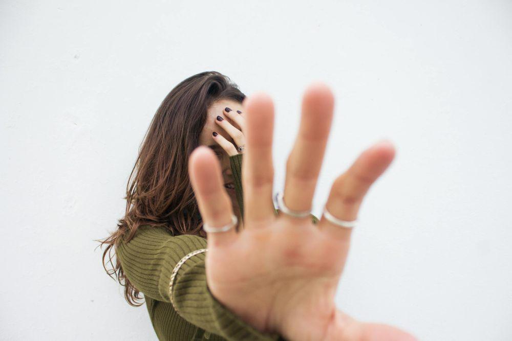 Apa Itu Avoidant Personality Disorder? Rasa Malu yang Hambat Interaksi