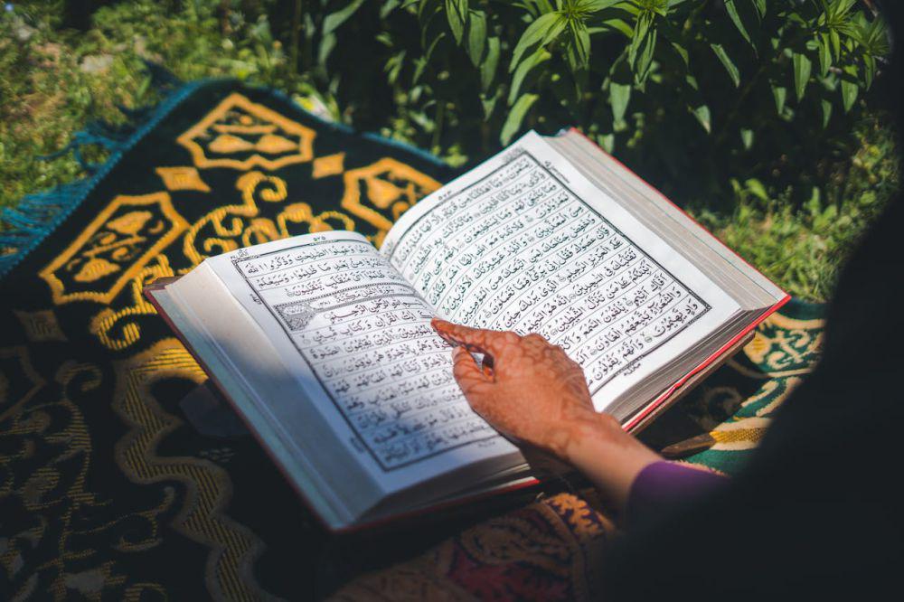5 Manfaat Tadarus yang Bisa Meningkatkan Kualitas Ibadah Ramadan