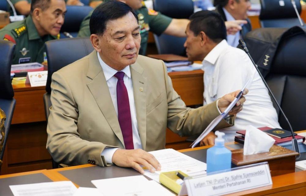 Respons Menhan soal Desakan Purnawirawan TNI Memakzulkan Gibran