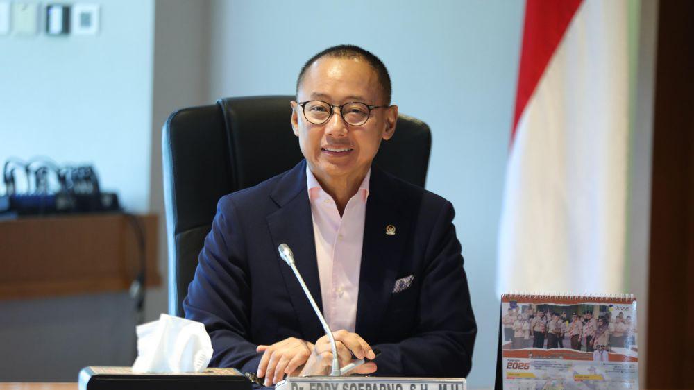 MPR Desak Usut Kasus Potong Gaji Karyawan karena Salat Jumat