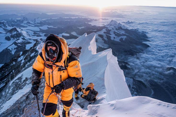 5 Gunung Tertinggi di Dunia yang Sulit Didaki
