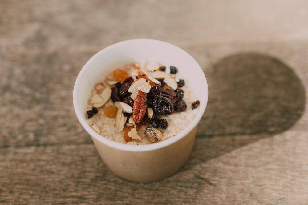 Ilustrasi Oatmeal Instan Cup (pexels.com/RDNE Stock project)
