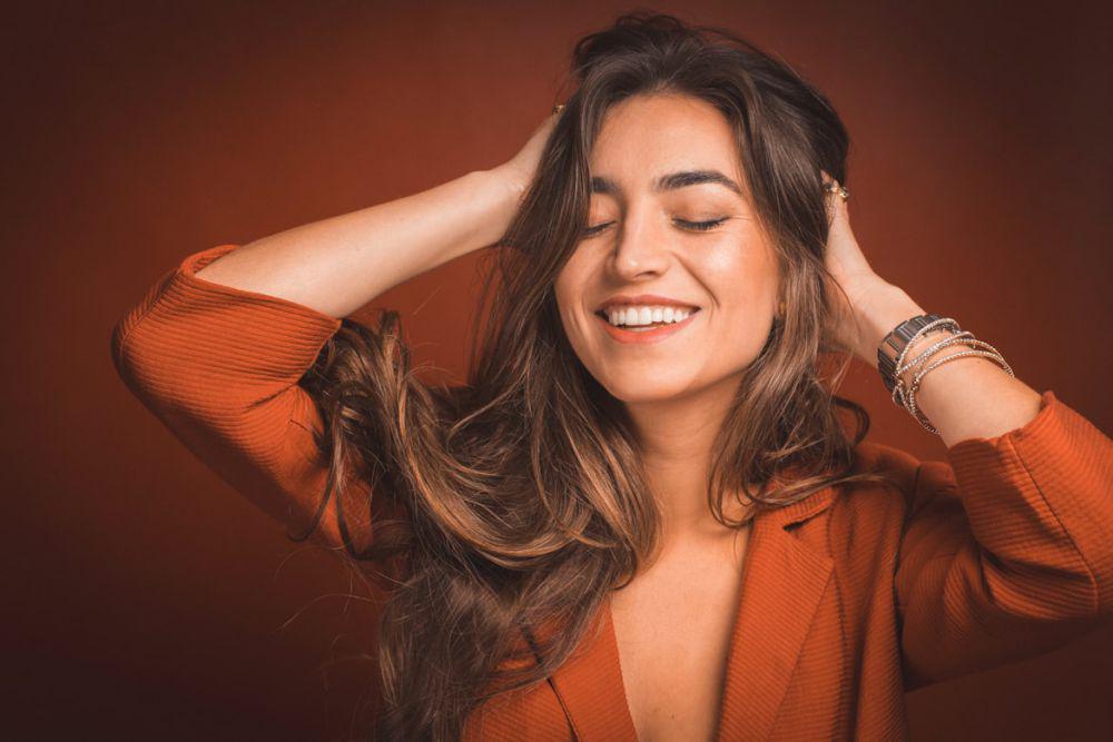 5 Tips Menjaga Kesehatan Rambut di Tengah Polusi dan Cuaca Panas