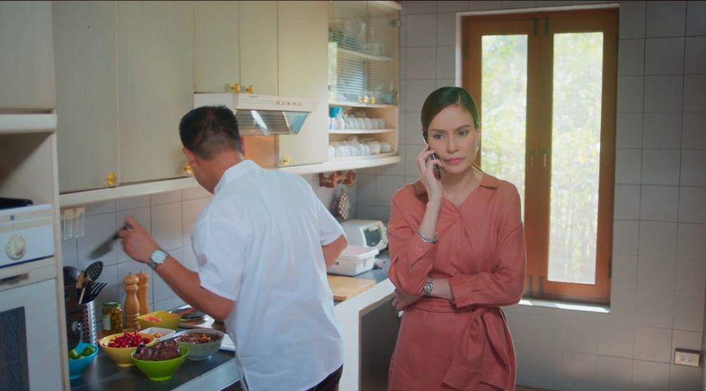 cuplikan Um Apasiri di Love Beyond Frontier (Dok.GMMTV/Love Beyond Frontier)