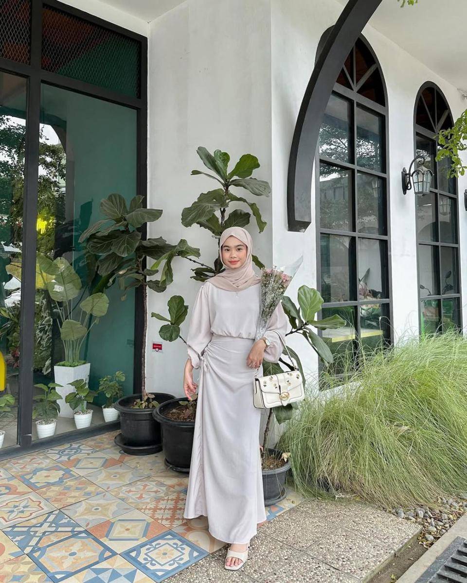 referensi baju lebaran ala Nola Clara (instagram.com/nolaclr.a)