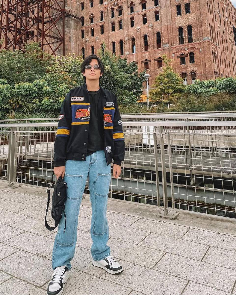 mix and match t-shirt ala Angga Yunanda (instagram.com/angga)