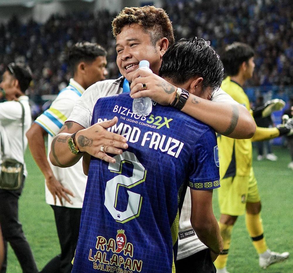 Logo Raja Lalapan di jersey Persiba Balikpapan.(Dok. Instagram Persiba)