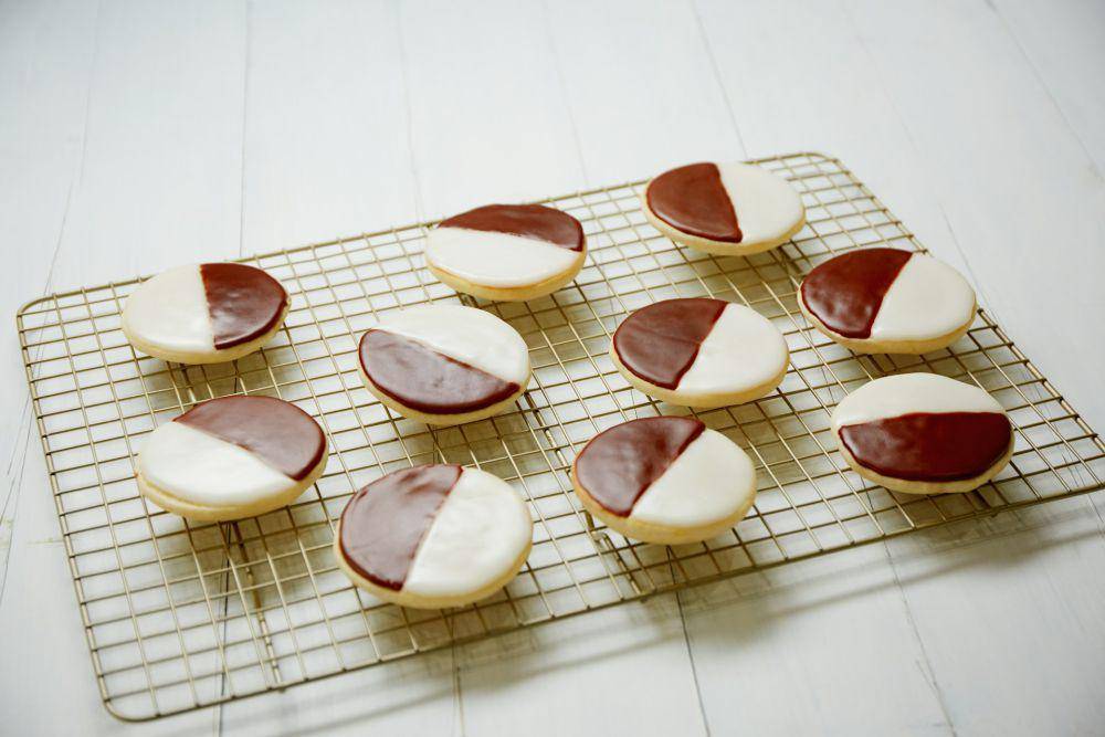 ilustrasi kue kering (unsplash.com/American Heritage Chocolate)