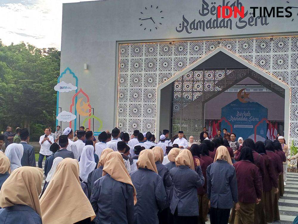 Kegiatan Berkah Ramadan Seru di KEK Mandalika, Kamis (13/3/2025). (IDN Times/Muhammad Nasir)