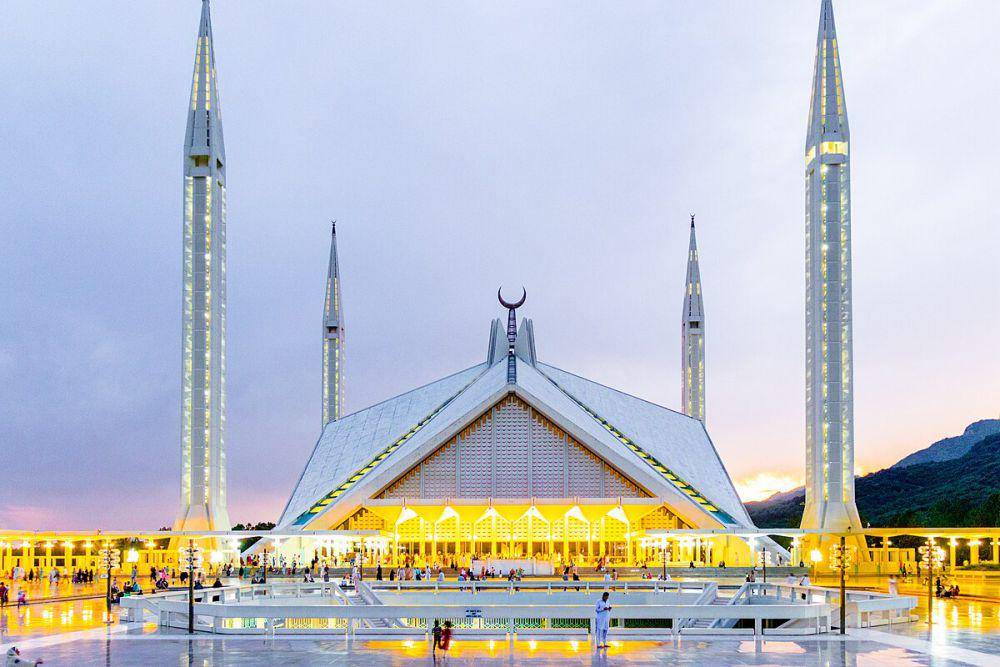 potret Masjid Faisal (commons.wikimedia.org/Fawad4real)