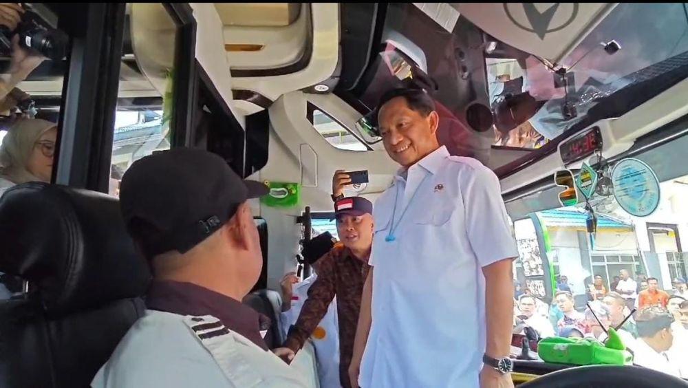 Terminal Rajabasa Bandar Lampung Ditinjau Menhub, Siap Layani Pemudik?