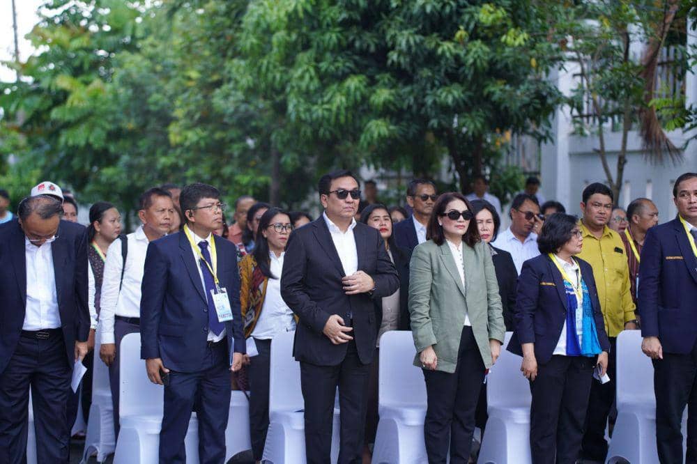 Ketua Yayasan HKBP Nommensen Effendi MS Simbolon membuka Festival Nommensen 2025, Rabu (12/3/2025) (dok.Universitas HKBP Nommensen))