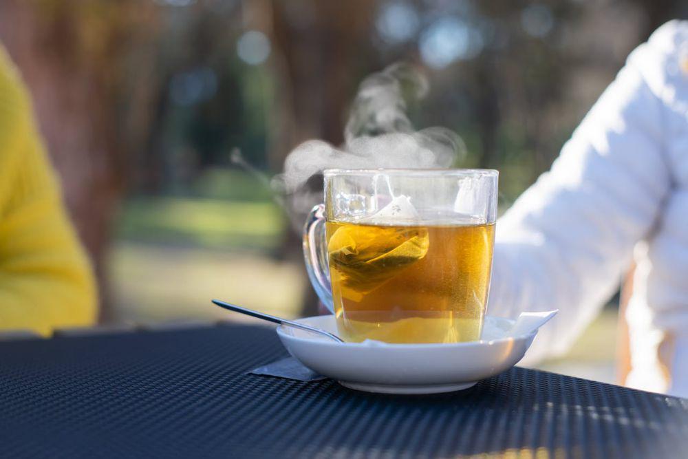 Risiko Kesehatan Suka Konsumsi Makanan atau Minuman Terlalu Panas