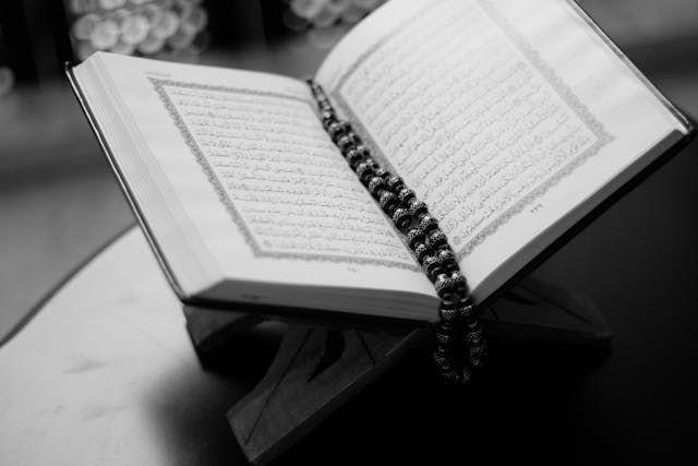 50 Pertanyaan Penting tentang Lailatul Qadar, Ada Jawabannya Juga!