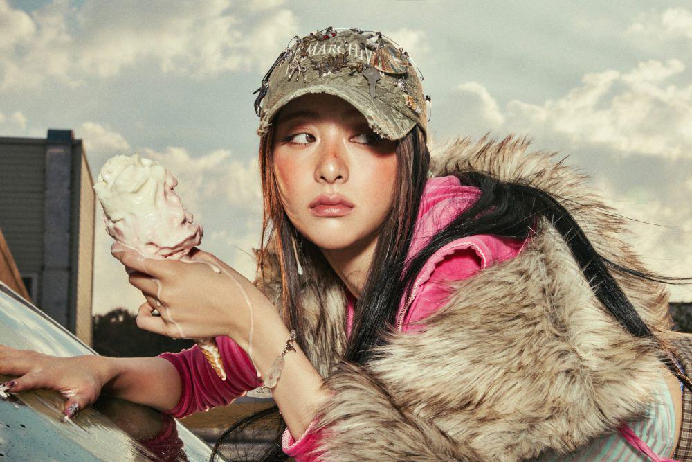 15 Lagu LE SSERAFIM yang Turut Dibuat Yunjin, Aktif Sejak Debut!
