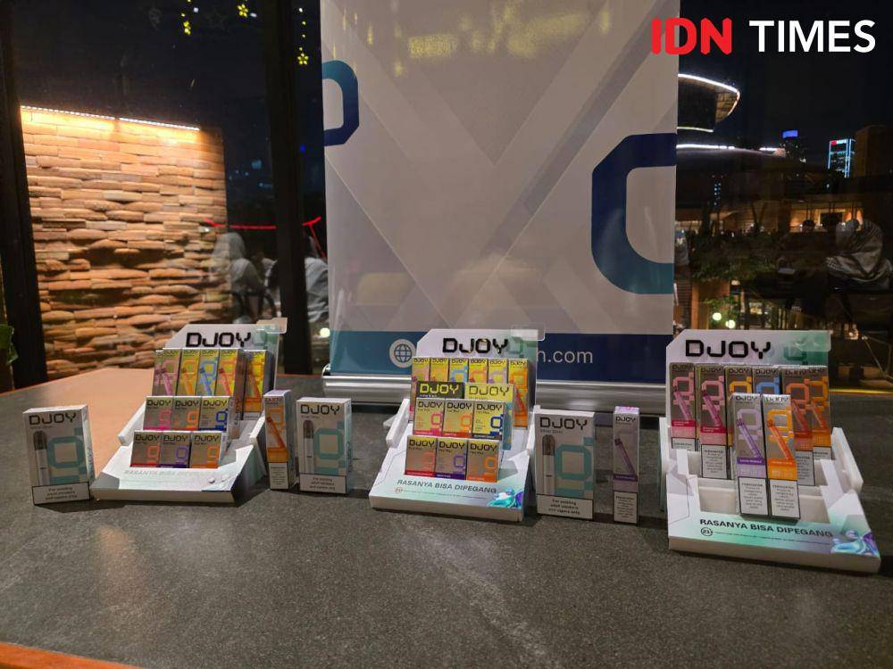 Vape merek DJOY dari PT Delta Sukses Teknologi. 12 Maret 2025. (IDN Times/M. Tarmizi Murdianto)
