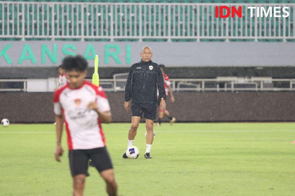 Asisten Nova Arianto Jadi Staf Kluivert di Timnas Indonesia