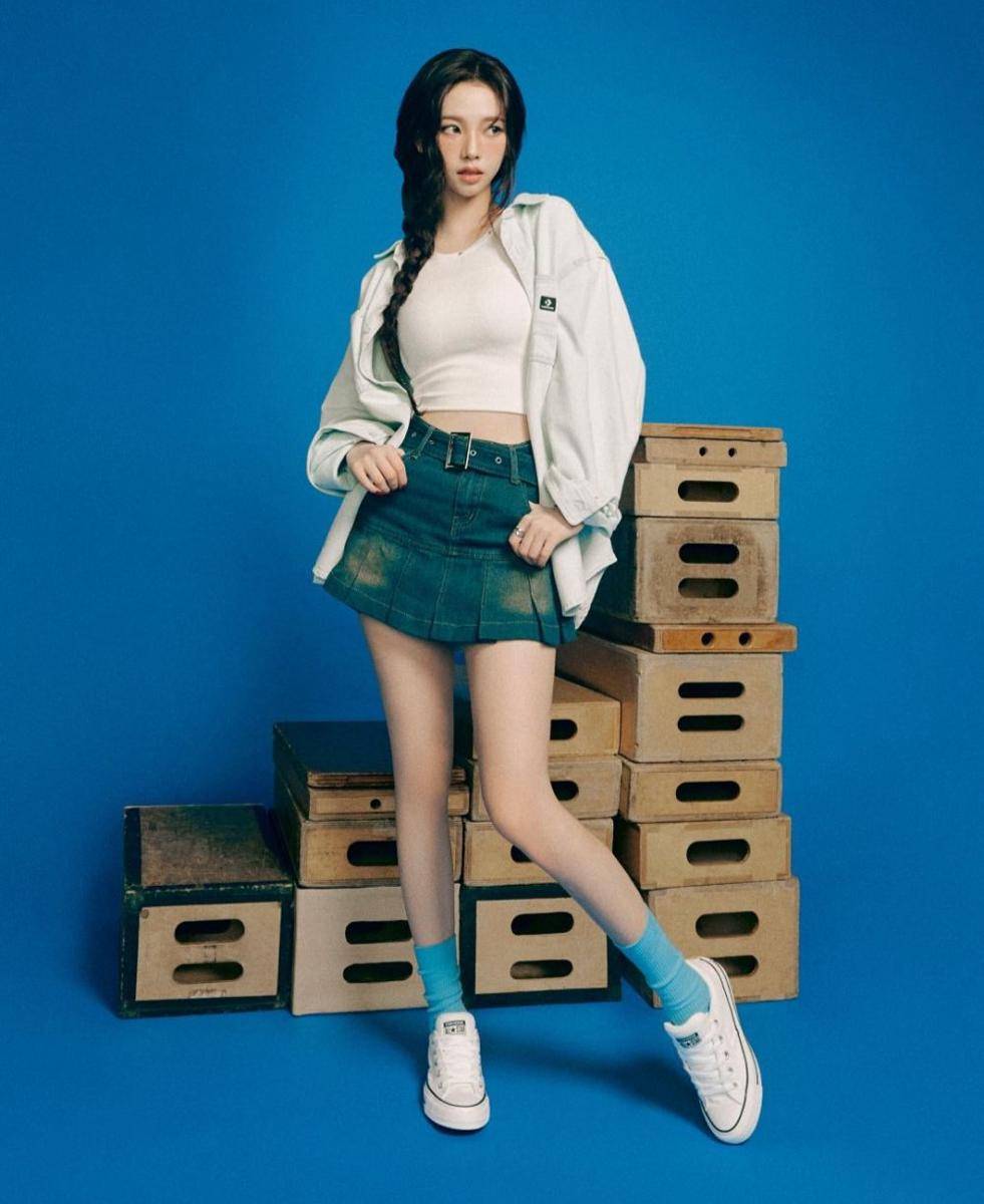 Karina aespa (instagram.com/converse_kr)