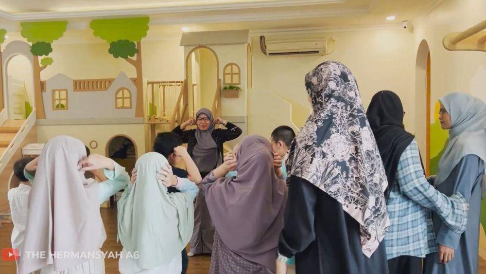 anak artis ikut pesantren kilat (YouTube.com/The Hermansyah A6)