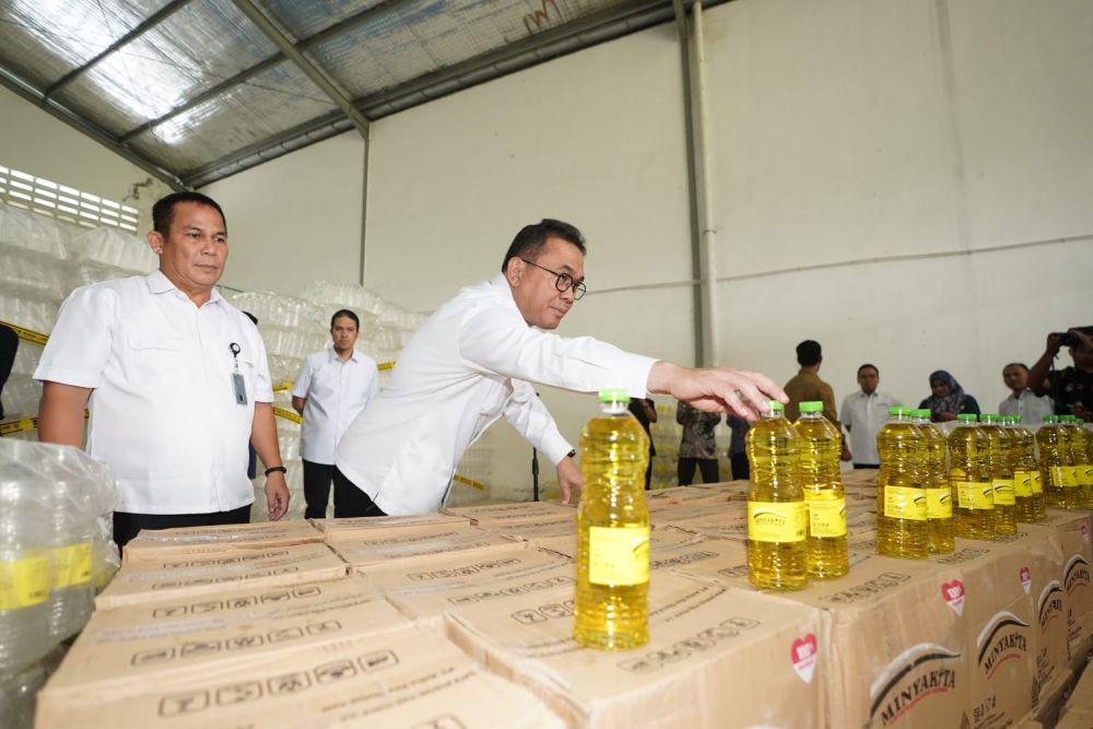 Terungkap! Pelaku Sunat MinyaKita Bukan Produsen, Tapi Pengepak
