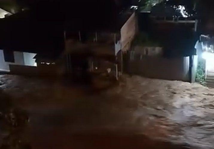 [BREAKING] Hujan Deras, Kota Padangsidimpuan Diterjang Banjir