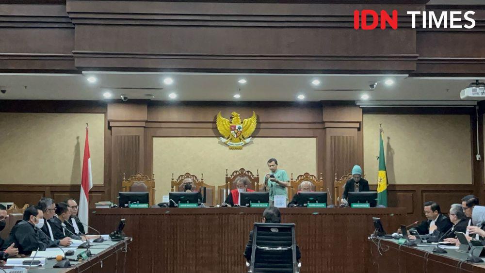 Hasto Minta Caleg Terpilih Riezky Aprilia Mundur demi Harun Masiku