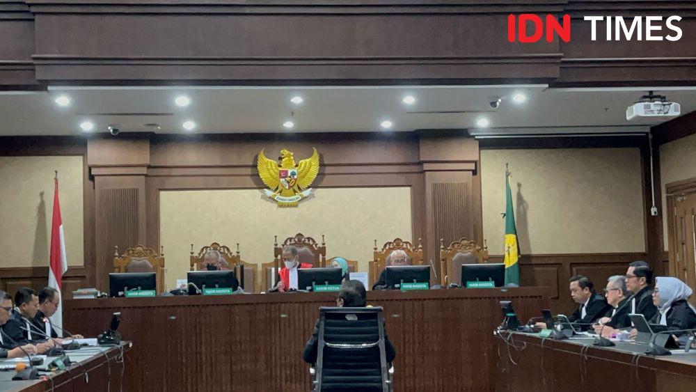 Hasto Kutip Al Maidah-Alkitab saat Sampaikan Keberatan Didakwa Korupsi