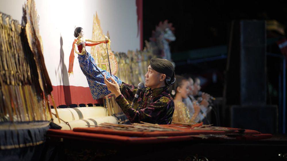 6 Pitutur Luhur Jawa yang Bikin Hidup Gen Z Makin Tenang dan Bijak!
