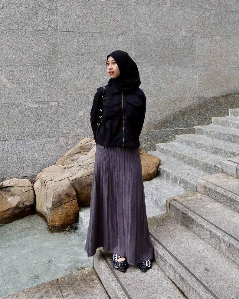 hijab kasual feminin ala Adiba Kanza