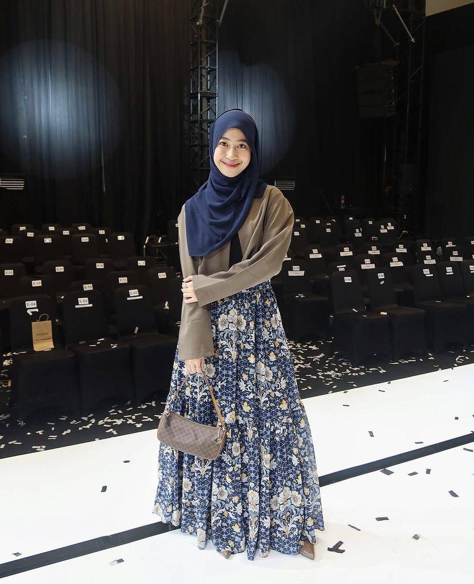 Outfit kasual feminin ala Adiba Kanza