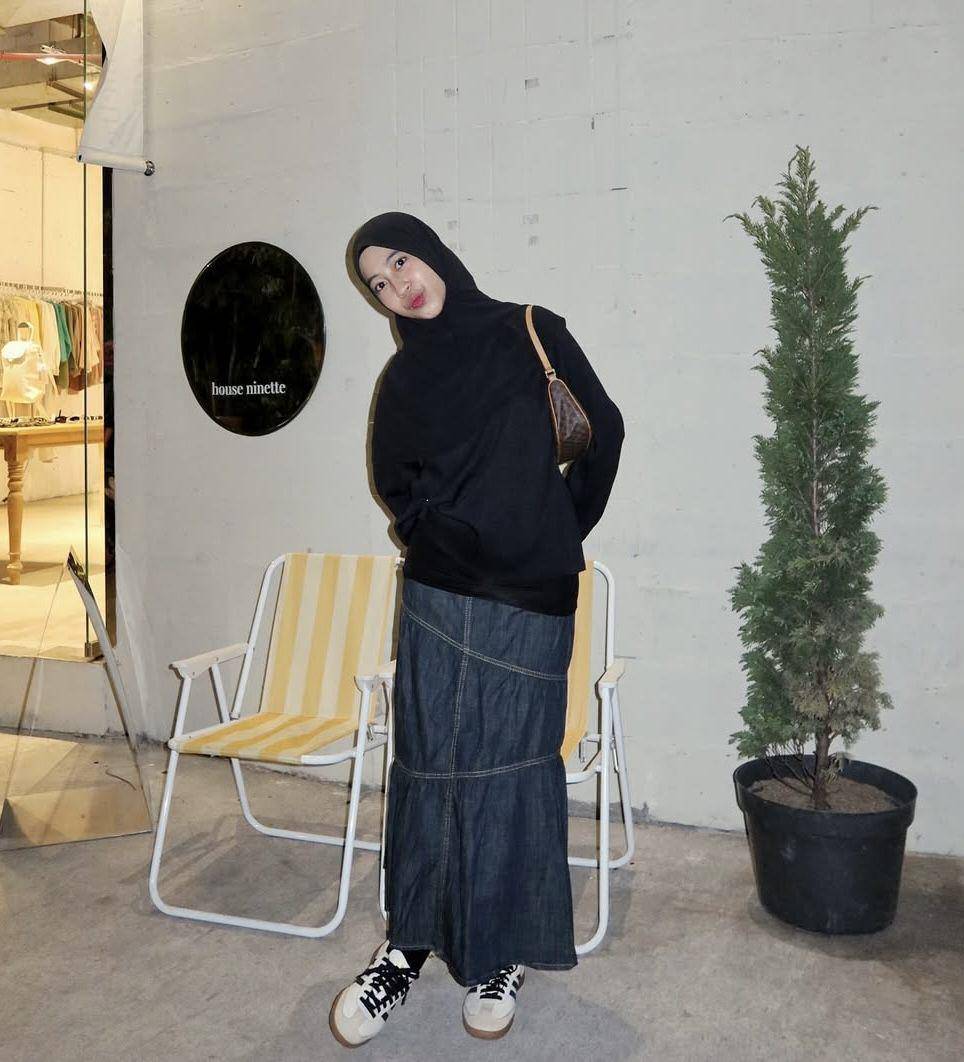 gaya feminin ala Adiba Kanza