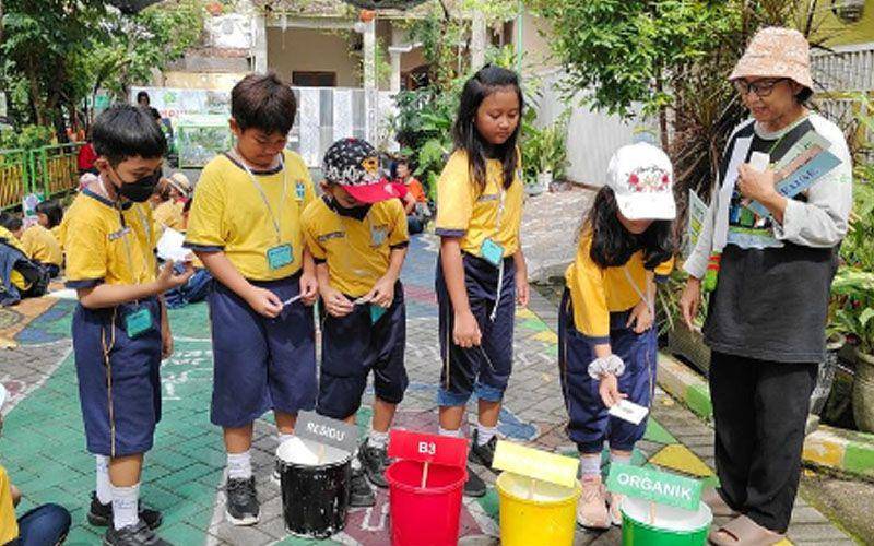 Kampung Edukasi Sampah di Kabupaten Sidoarjo (Dok. instagram @kampungedukasisampah)