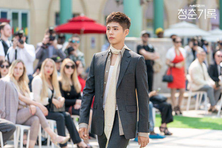 cuplikan Park Bo Gum di drama Record of Youth (dok. tvN/Record of Youth)