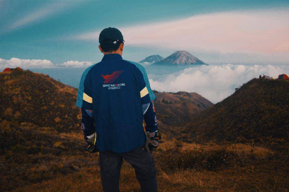 ilustrasi Gunung Sumbing (pexels.com/Erik Suparma)