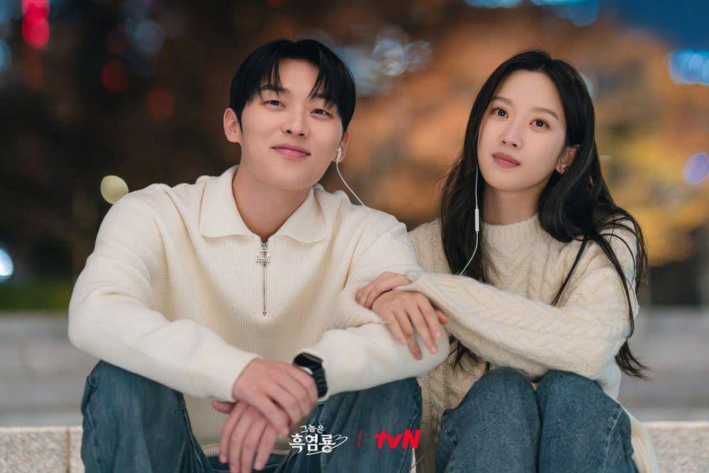 Moon Ka Young dan Choi Hyun Wook di My Dearest Nemesis (instagram.com/tvn_drama)