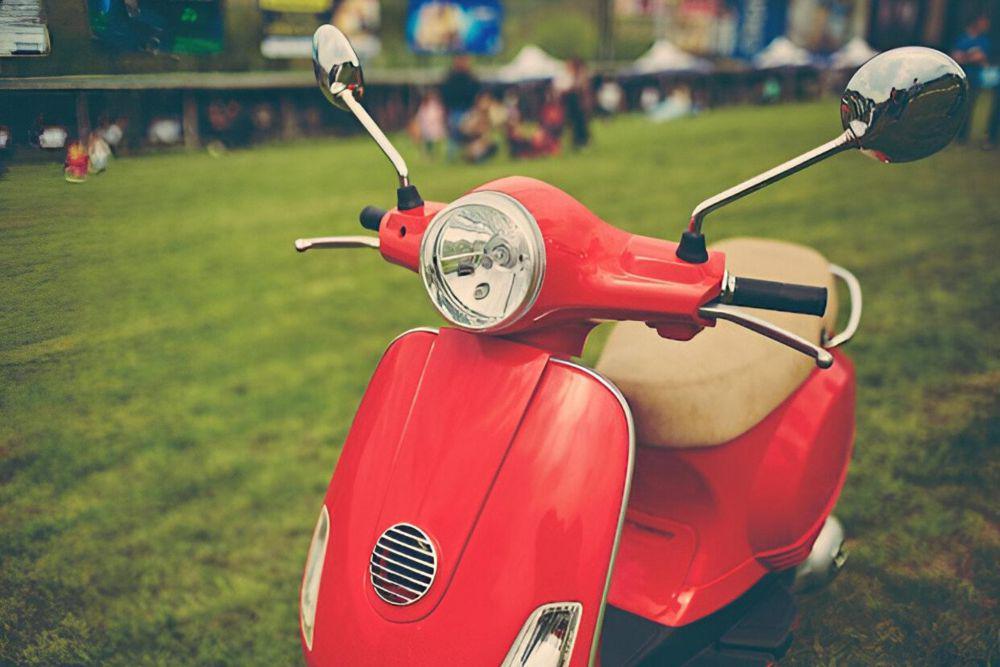 5 Motor Listrik Mirip Vespa, Tampilan Bodinya Mirip