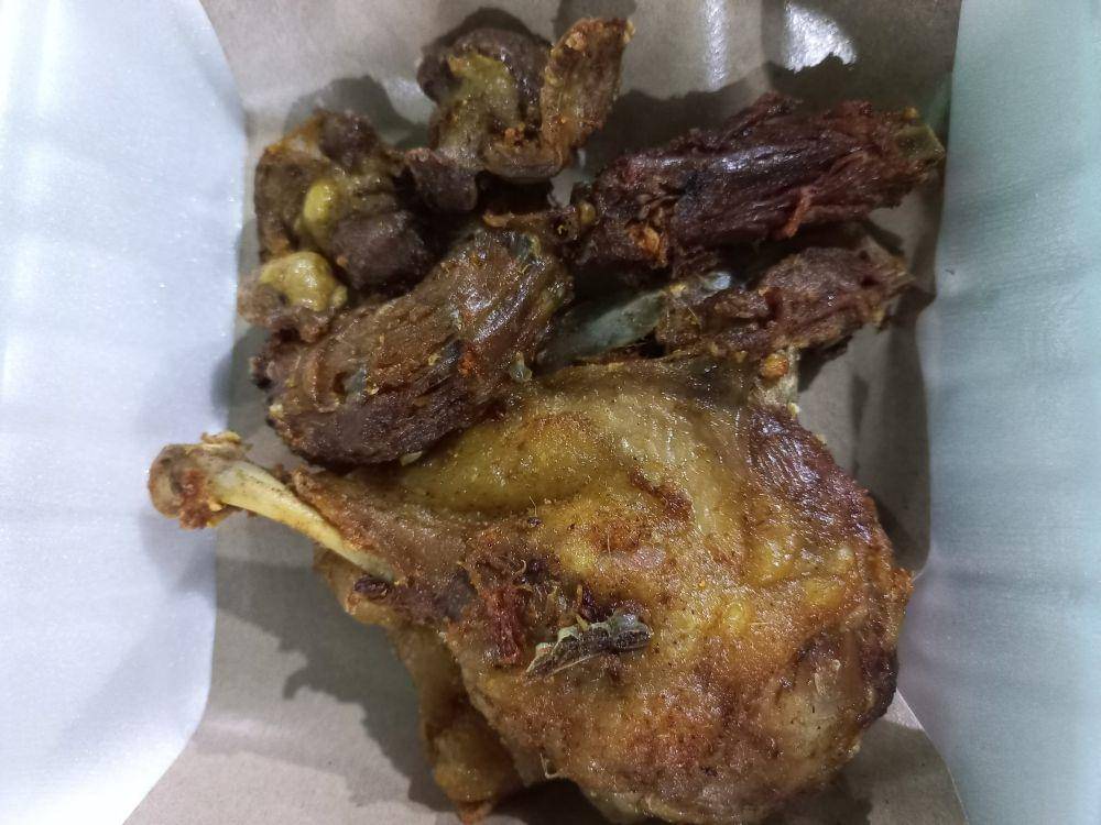 Bebek Goreng Surabaya (dok. Zefanya Azzahra Sapna Clarisa)