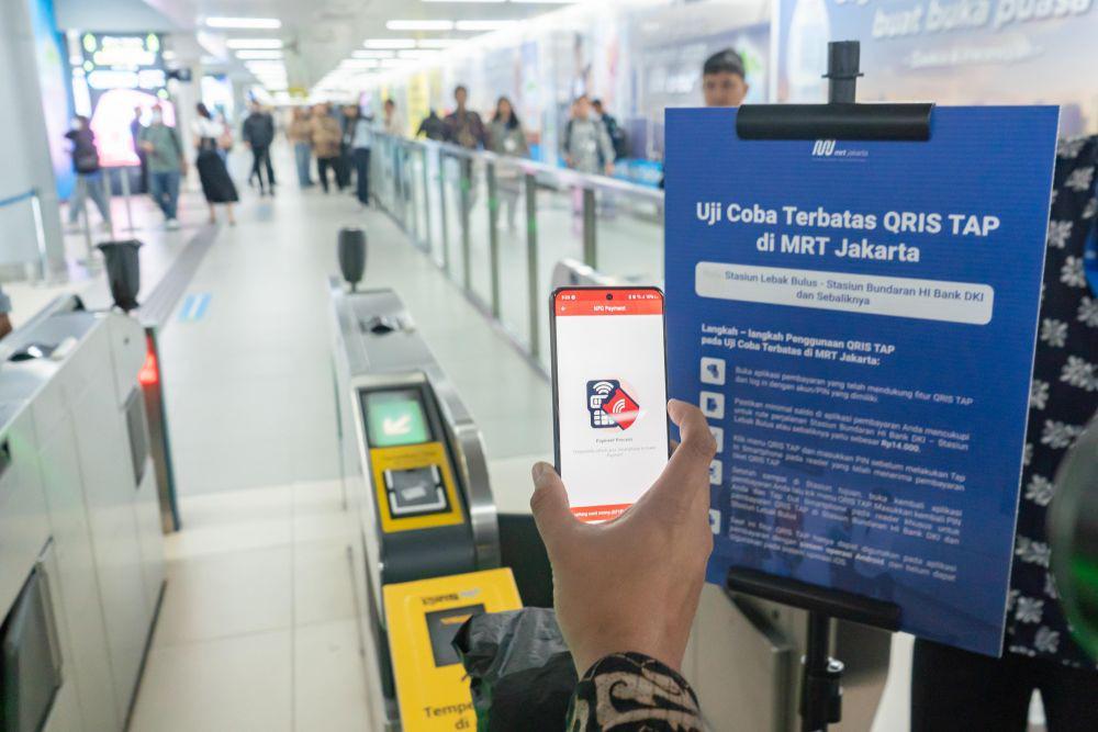 Cara Menggunakan QRIS Tap, Bikin Transaksi Makin Mudah!