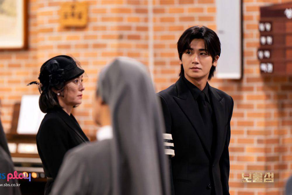 cuplikan drakor Buried Hearts (dok. SBS/Buried Hearts)