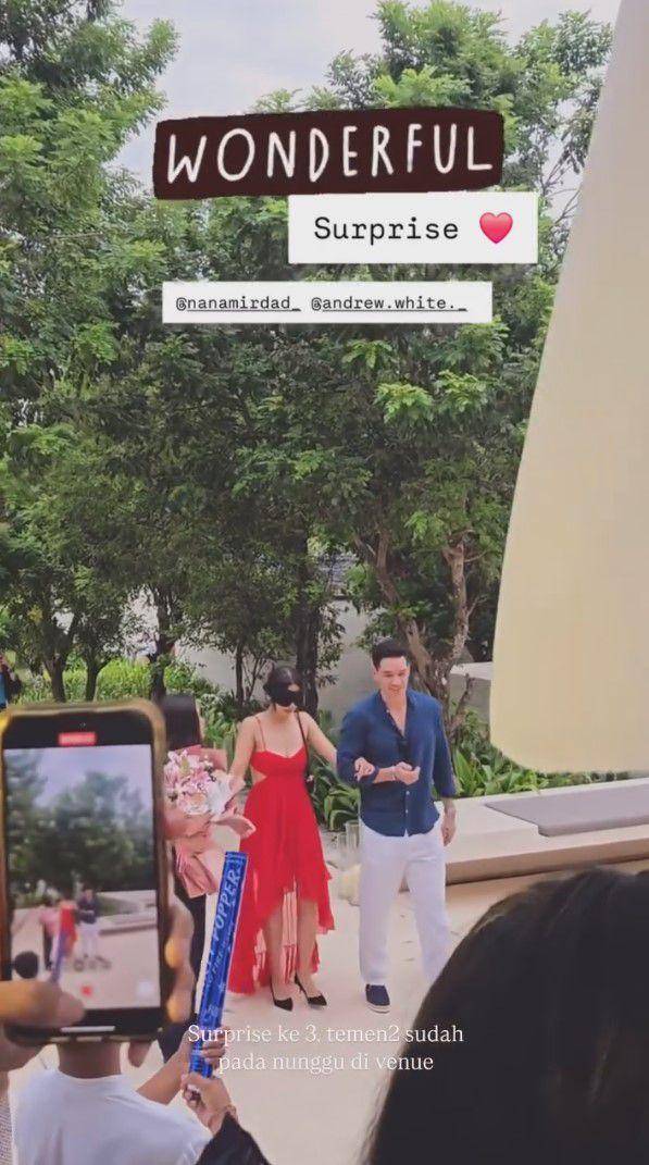 kejutan ulang tahun Nana Mirdad (instagram.com/kenangmirdad)