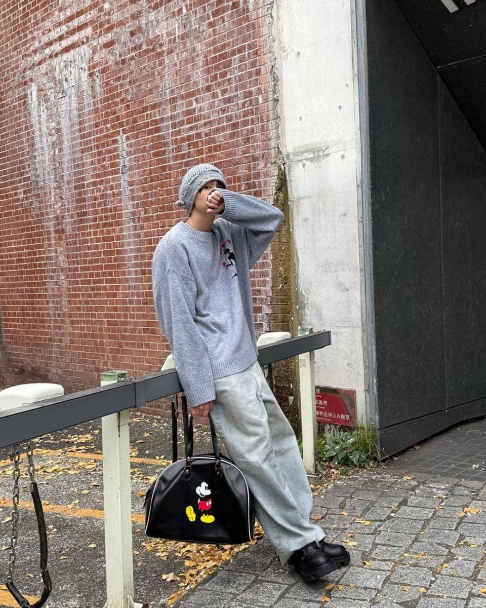 Book Kasidet (instagram.com/kasibook_)