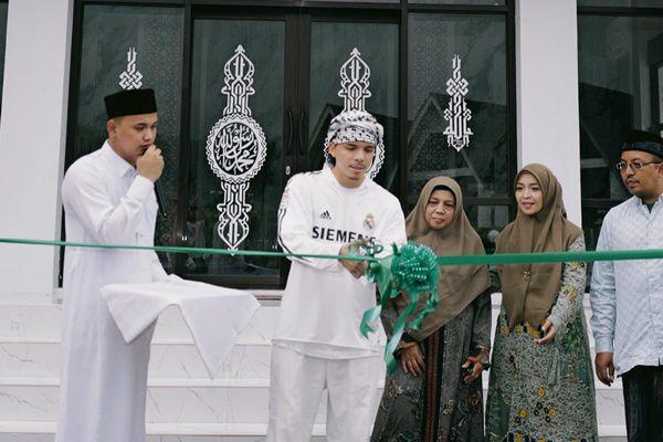 7 Potret Peresmian Masjid Ke-5 yang Dibangun Atta Halilintar