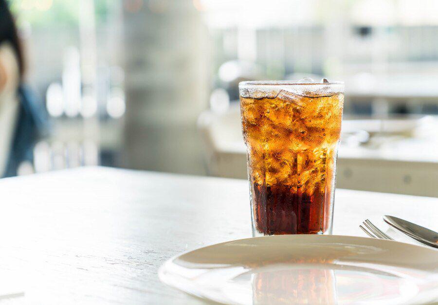 [QUIZ] Bisakah Kamu Membedakan Es Americano dan Lemon Tea Ini?