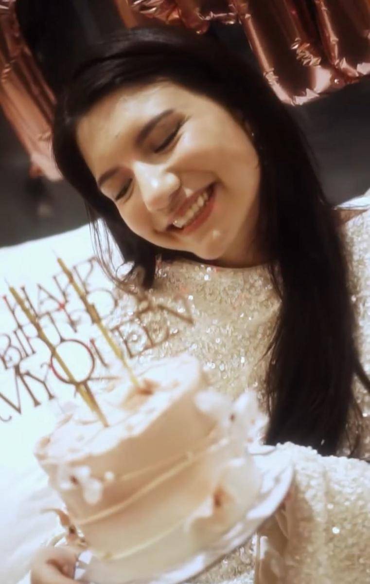 potret kejutan ultah ke-24 Cassandra Lee (Instagram.com/cassandraslee)