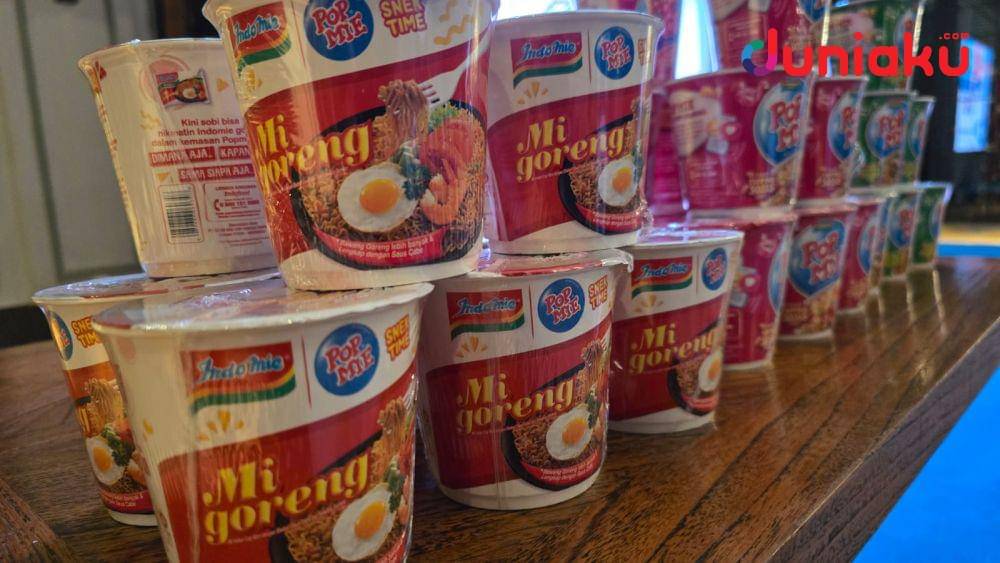 Foto Pop Mie yang dipamerkan dalam acara 7 tahun EVOS kolaborasi dengan Pop Mie. Fotografer: Fahrul Nurullah. (Duniaku.com/Fahrul Nurullah)