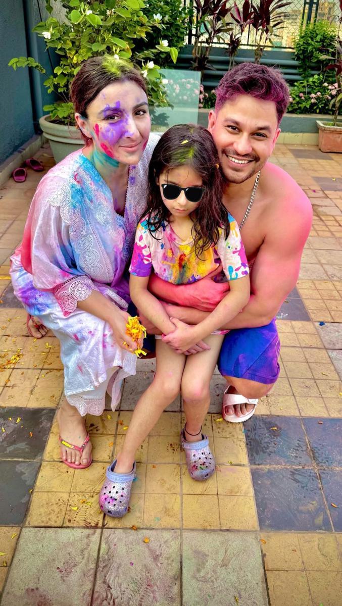keluarga Soha Ali Khan (instagram.com/sakpataudi)