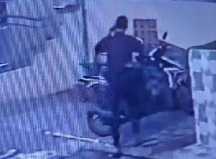 Sepeda Motor Imam Tarawih Raib Dicuri saat Sampaikan Tausiah Ramadan