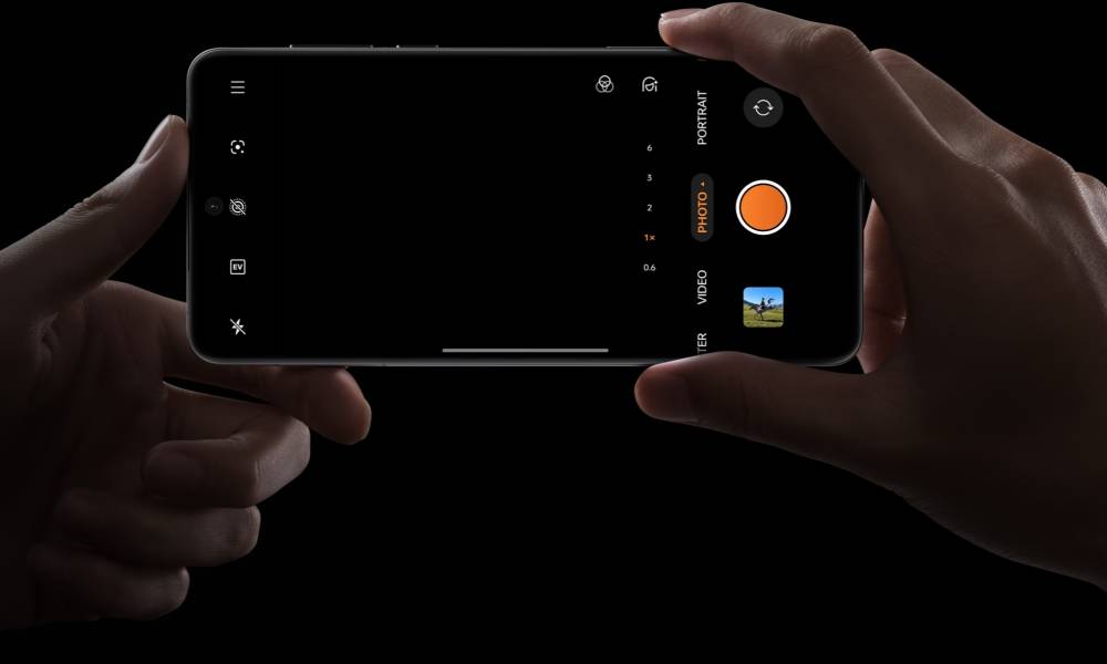 OPPO Find X8 Pro bisa melakukan pembesaran optikal hingga 6 kali (oppo.com)