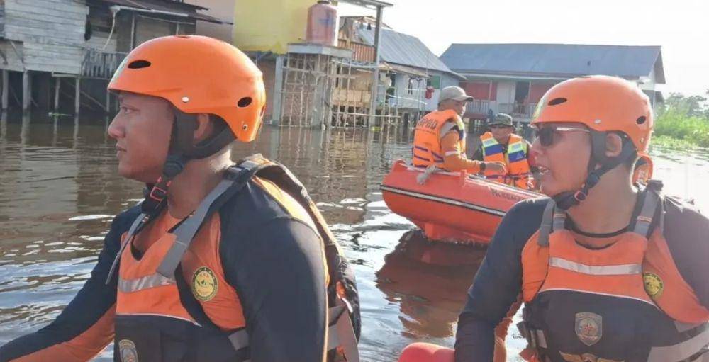 Tim SAR terus melakukan upaya pencarian di Sungai Komering. (Dok. Basarnas Palembang)